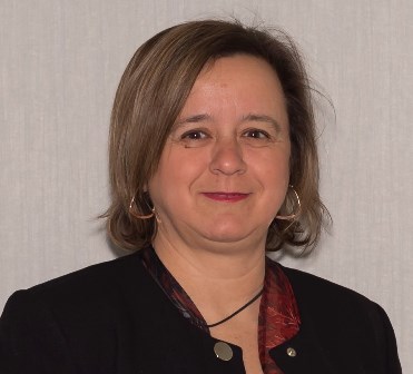 "LA EDUCACIÓN, O ES SOCIAL, O NO ES DEL SIGLO XXI" - ENTREVISTA A LOURDES MENACHO, PRESIDENTA DEL CGCEES