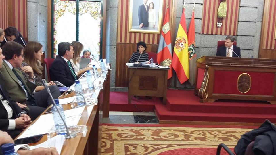 EL AYUNTAMIENTO DE BURGOS APRUEBA UNA MOCIÓN DE APOYO A LA REGULACIÓN DE LA PROFESIÓN DE EDUCADOR/A SOCIAL