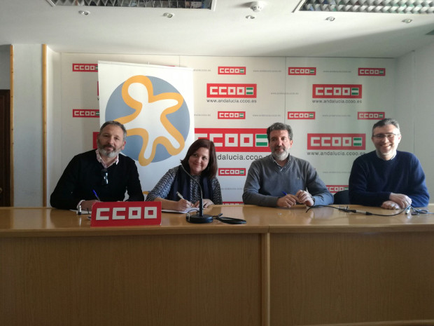 EL CGCEES Y CCOO FIRMAN UN ACUERDO CON "DIEZ COMPROMISOS PARA REGULAR LA EDUCACIÓN SOCIAL Y CONSEGUIR INTERVENCIONES SOCIOEDUCATIVAS PROFESIONALES Y DE CALIDAD"