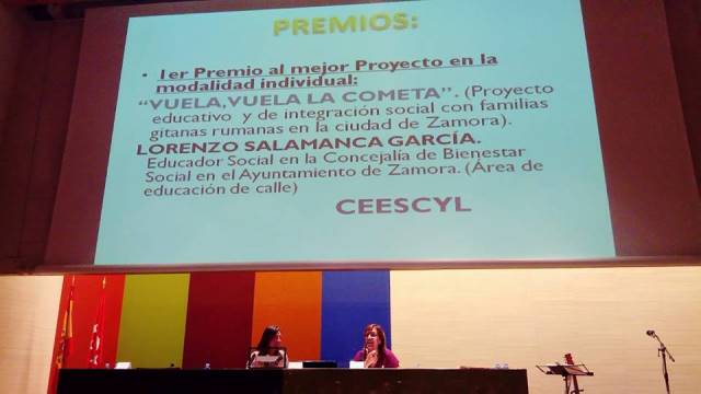LORENZO SALAMANCA  (EDUCADOR SOCIAL  COLEGIADO DEL CEESCYL) HA SIDO GALARDONADO CON EL PRIMER PREMIO DEL IV CONCURSO PROYECTOS  DE EDUCACIÓN SOCIAL "MEMORIAL TONI JULIÀ" CATEGORÍA INDIVIDUAL CON "VUELA, VUELA LA COMETA"